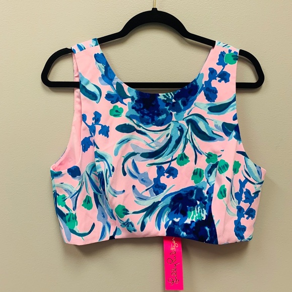 Lilly Pulitzer - Picture 2 of 4